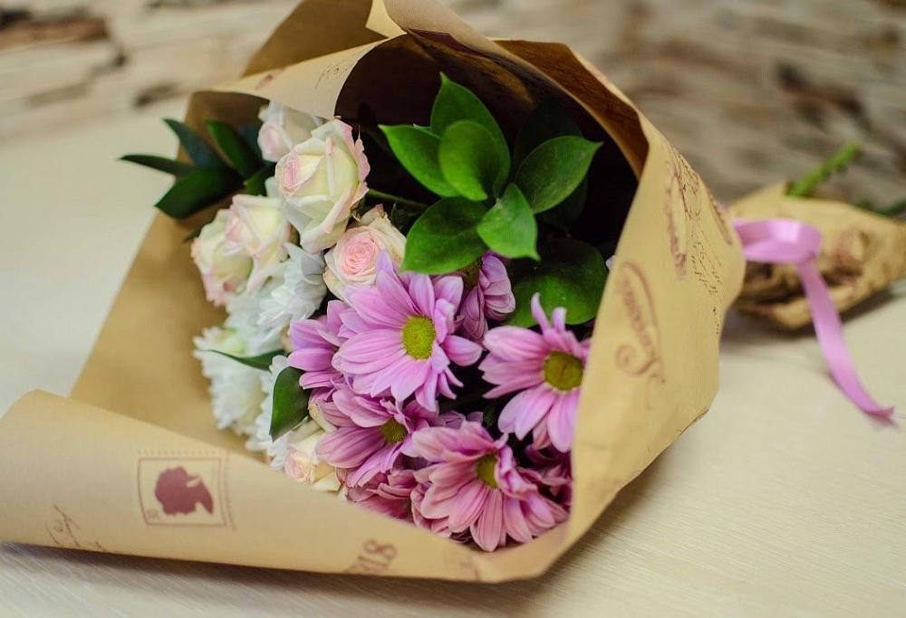 Букет цветов из: Розы и Хризантемы в Таврово