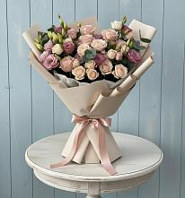 Букет цветов из:  Розы и Лизиантусы в Таврово