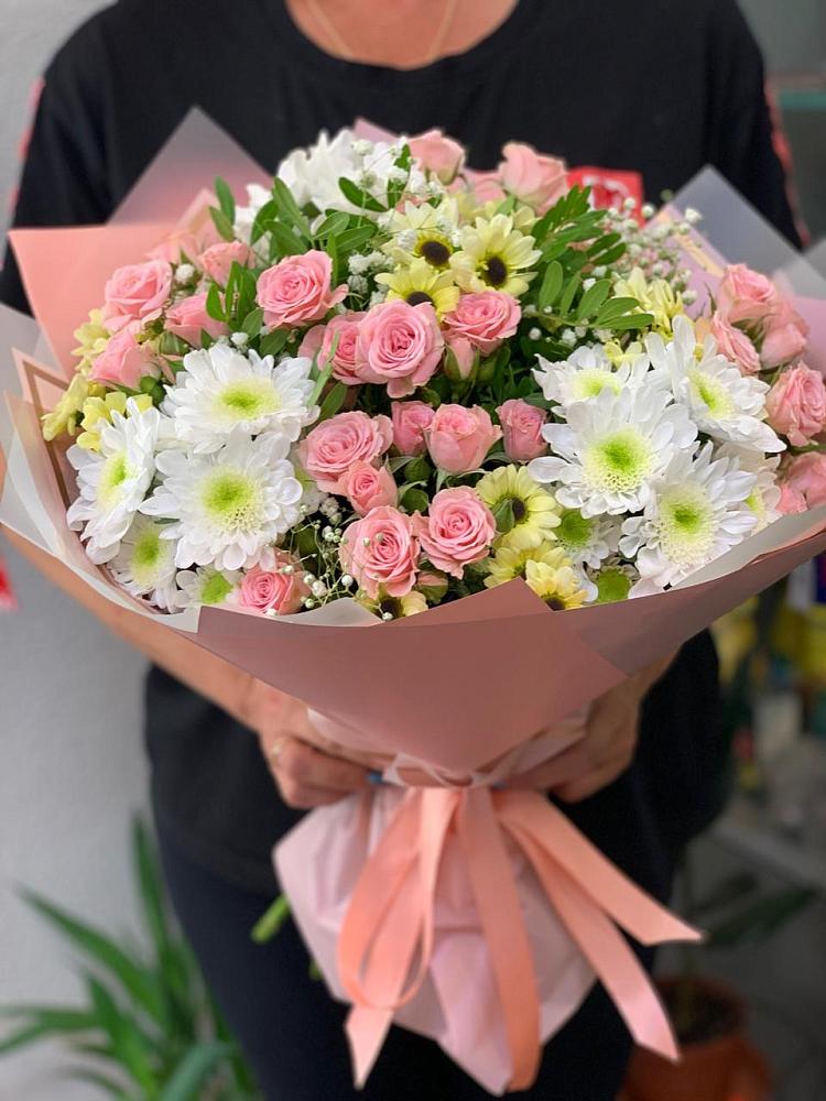 Букет цветов из: Розы и Хризантемы в Таврово