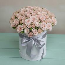 Цветочная композиция из Розы в шляпной коробке в Таврово