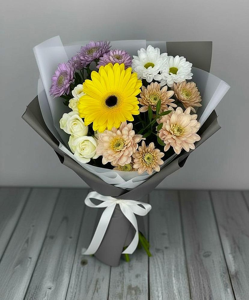 Букет цветов из: Розы, Герберы и Хризантемы в Таврово