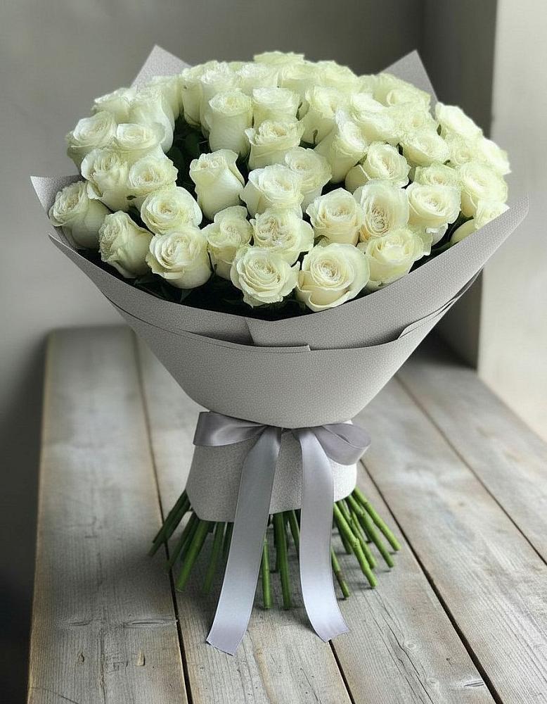 Букет 35 Белых роз в Таврово