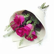 Букет цветов из:  Розы в Таврово