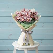 Букет цветов из:  Орхидеи и Розы в Таврово