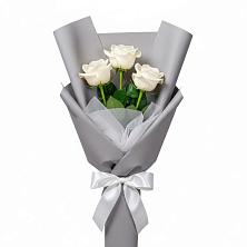 Букет 3 белые розы в Таврово