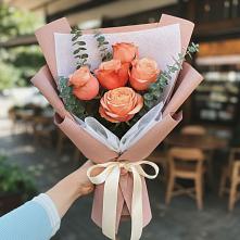 Букет цветов из:  Розы в Таврово