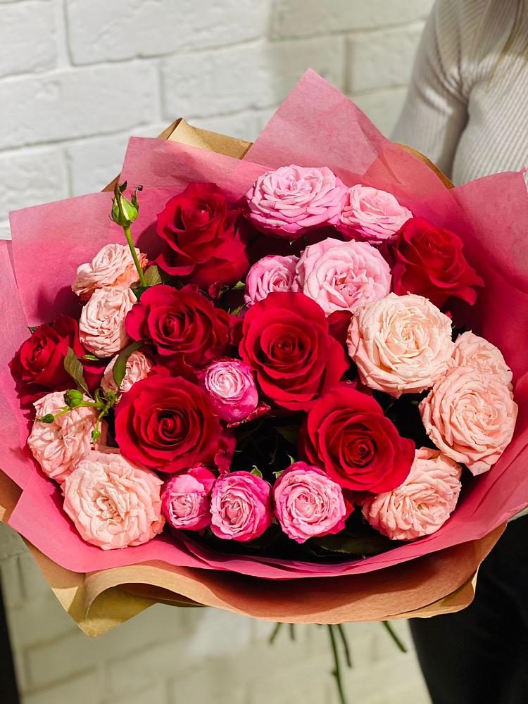 Букет цветов из: Розы в Таврово