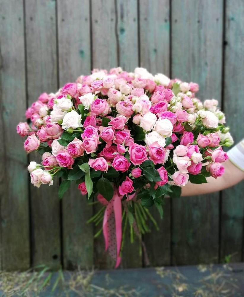 Букет Розовые кустовые розы Натали и Лав Лидия в Таврово