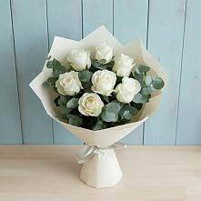 Букет Белые розы в Эвкалипте в Таврово