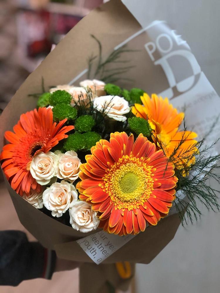 Букет цветов из: Герберы, Хризантемы и Розы в Таврово