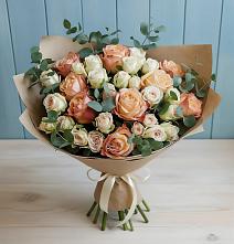 Букет цветов из:  Альстромерии и Розы в Таврово
